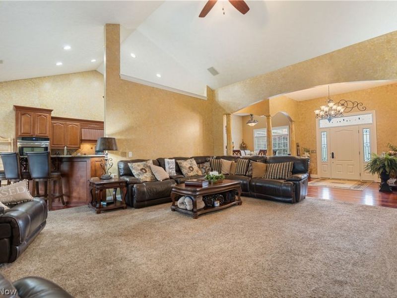 8591 Harlequin Circle NW, Massillon, OH 44646 Photo 11
