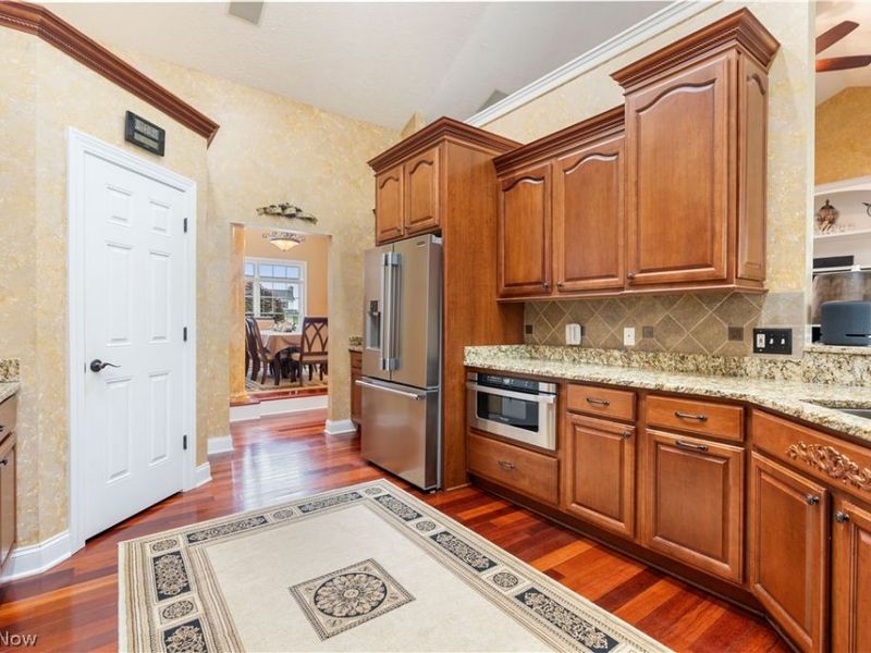 8591 Harlequin Circle NW, Massillon, OH 44646 Photo 13