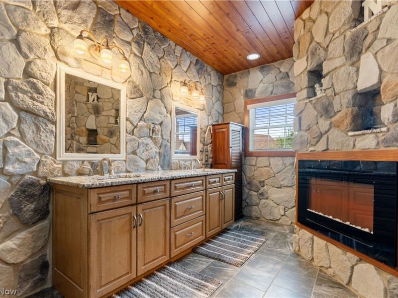 8591 Harlequin Circle NW, Massillon, OH 44646 Photo 20