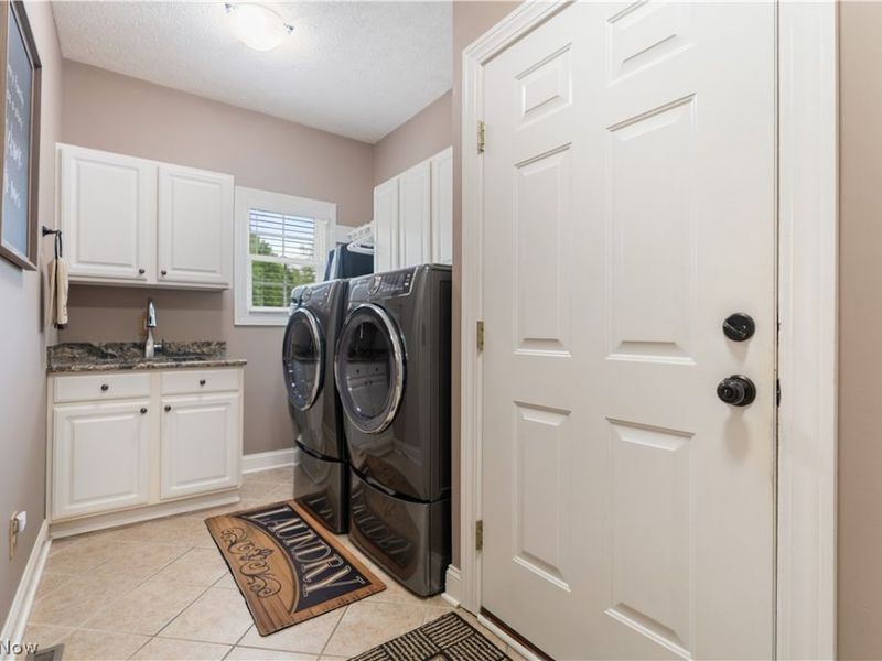 8591 Harlequin Circle NW, Massillon, OH 44646 Photo 30