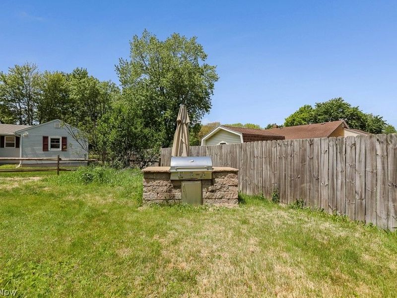 1545 Ries Street , Barberton, OH 44203 Photo 24