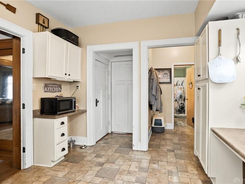 100 Hill, Pleasant Hill, OH 45359 Photo 14