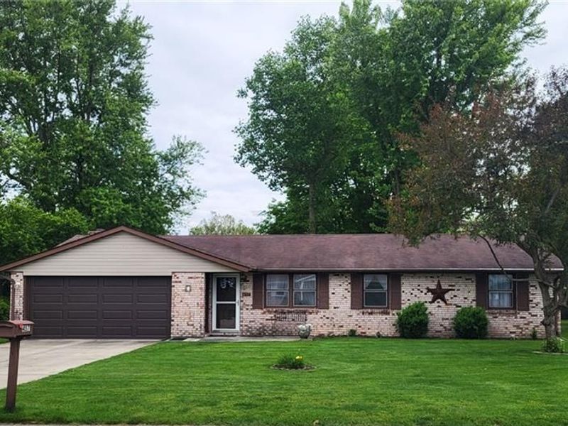 457 Medallion Drive, Greenville, OH 45331 Photo 2