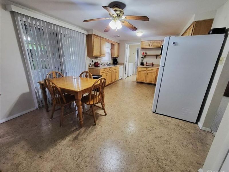 457 Medallion Drive, Greenville, OH 45331 Photo 6