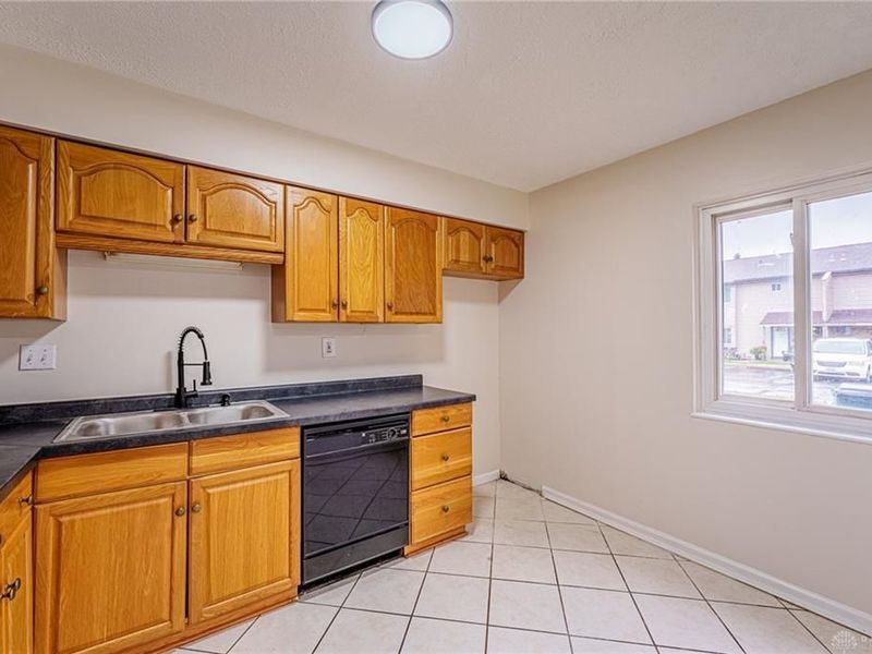 3319 Ultimate Way, Miami Township, OH 45449 Photo 9
