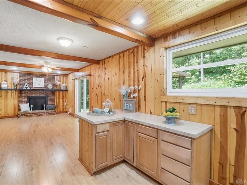 160 Belair Circle, Bellbrook, OH 45305 Photo 13