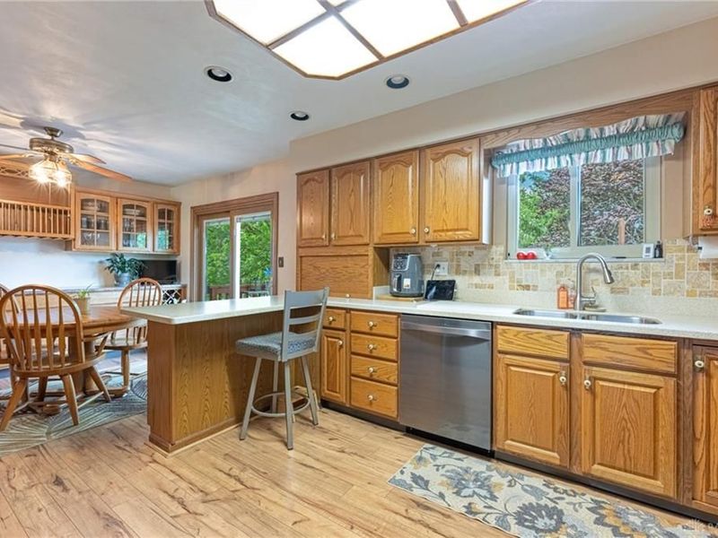 1353 S Elm Street, West Carrollton, OH 45449 Photo 9