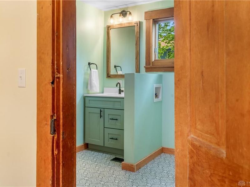 110 N Winter Street, Yellow Springs, OH 45387 Photo 13