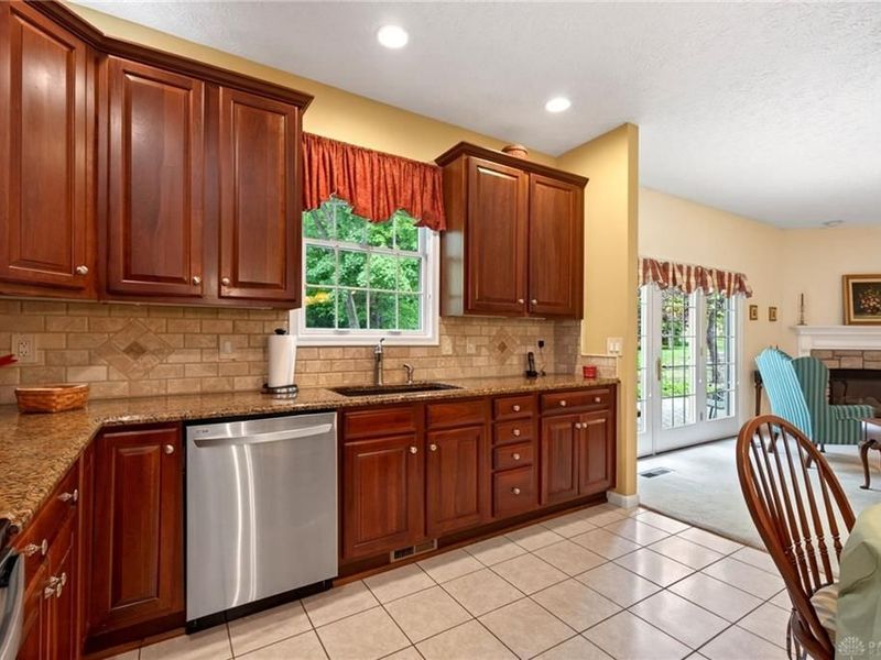 2051 Terrace Glen Court, Beavercreek, OH 45431 Photo 6