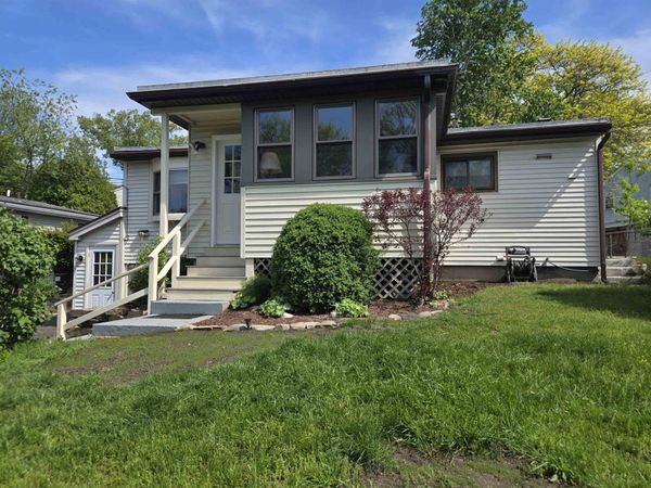 776 Bridge Street, Manchester, NH 03104