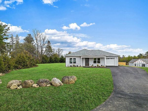 2 Meadow Drive, Unit 1, Waterville, ME 04901