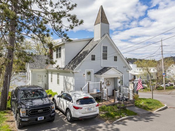 11 Water Street , Damariscotta, ME 04543
