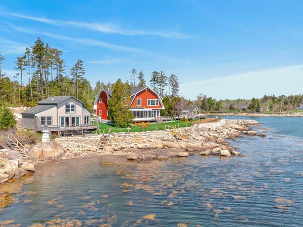 27 & 31 Cottage Lane, South Thomaston, ME 04854