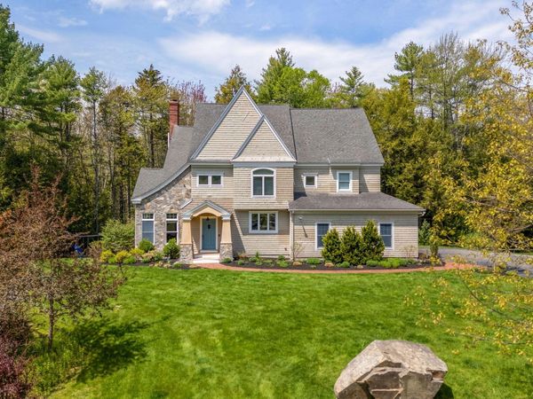 2 Tiger Lily Lane, Cape Elizabeth, ME 04107