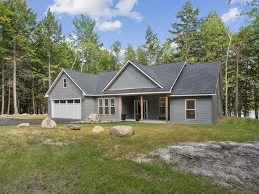 492 Point Drive, Mount Vernon, ME 04349