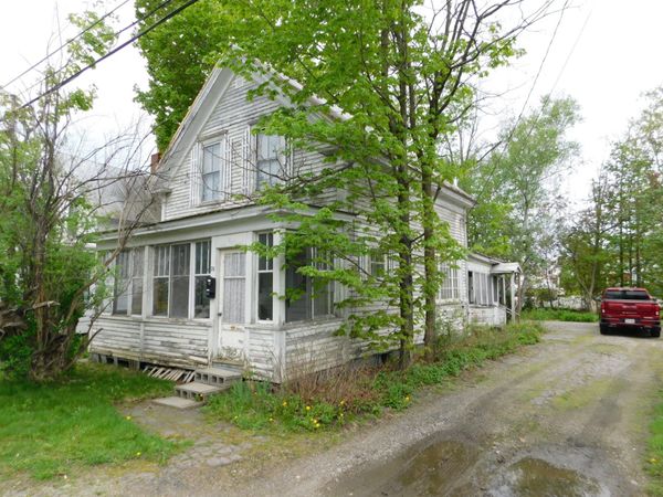25 Leavitt Street , Skowhegan, ME 04976