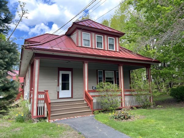 28 Main Street Hill , Dexter, ME 04930