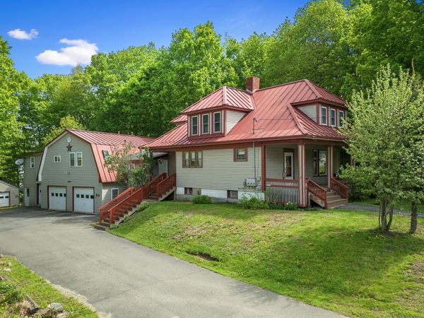 28 Main Street Hill, Dexter, ME 04930