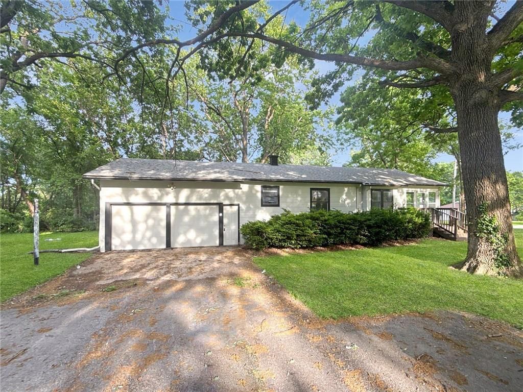 9004 E 55th Street, Raytown, MO 64133 Main Photo