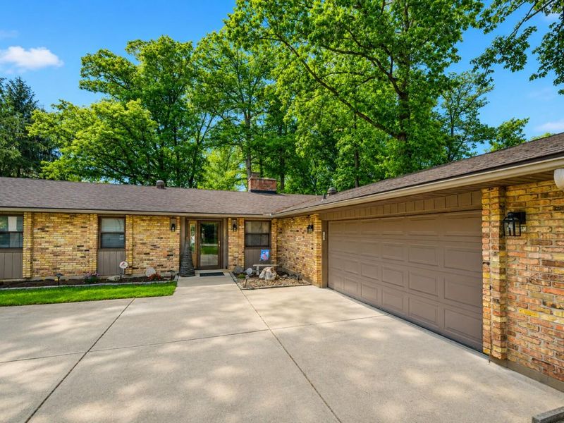 2693 Ehrhart Drive, Springfield, OH 45502 Photo 1
