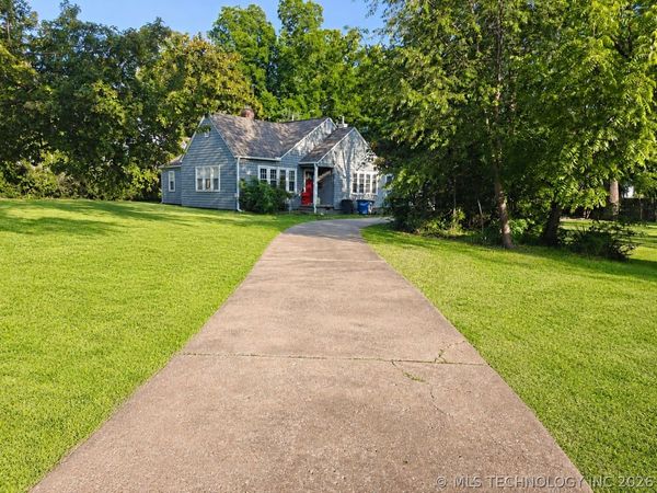 2776 E 49th Street, Tulsa, OK 74105