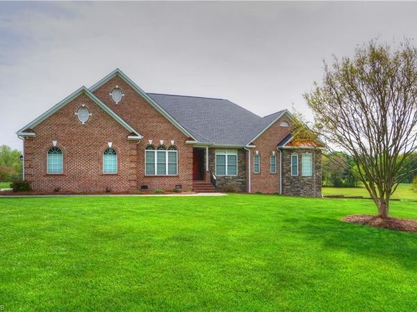 124 Will Taylor Lane , Winston-Salem, NC 27107