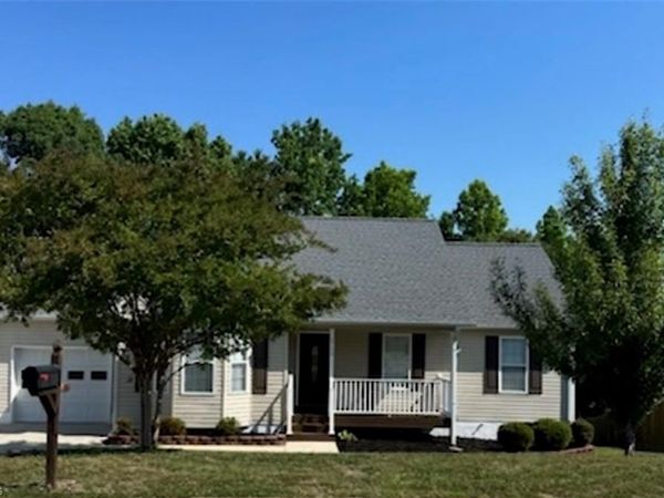 4740 Beckel Road , Winston-Salem, NC 27127