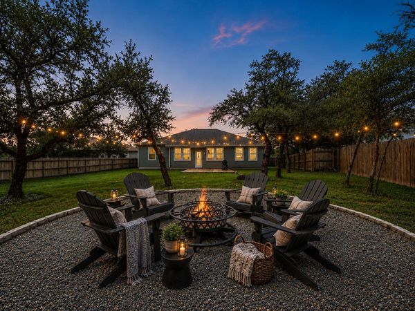 10201 Thomas LN, Dripping Springs, TX 78620