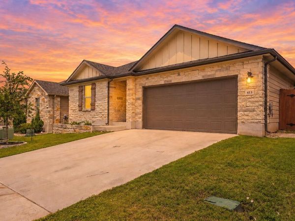 613 Wild Spur LN , Liberty Hill, TX 78642