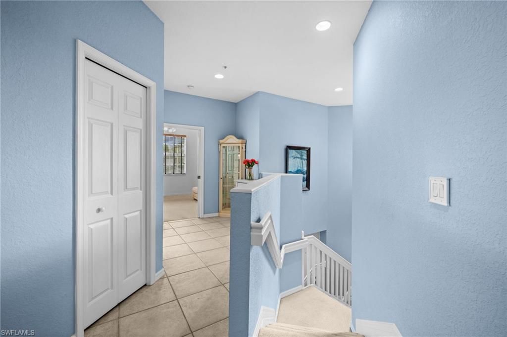8380 Whisper Trace Ln, Unit J201, Naples, FL 34114 Photo