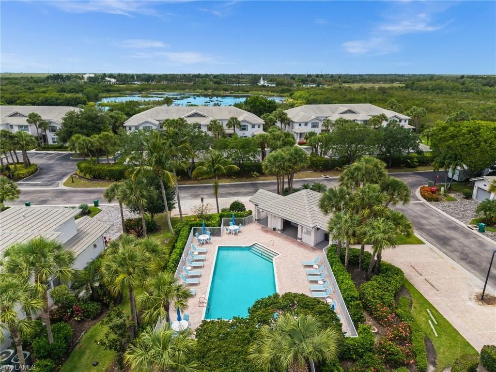 8380 Whisper Trace Ln, Unit J201, Naples, FL 34114 Photo