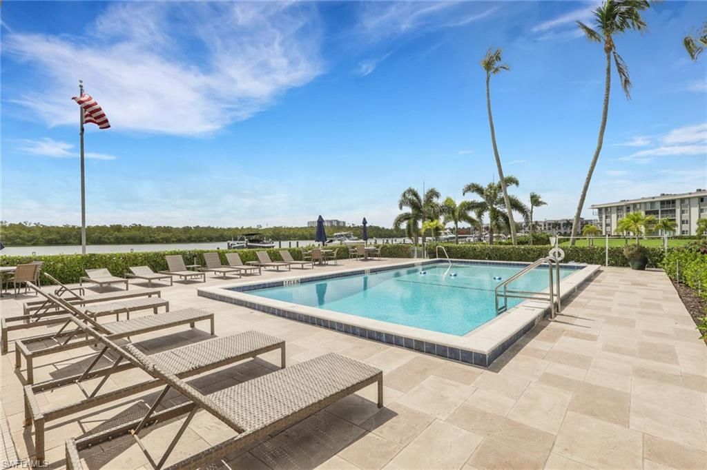 307 Goodlette-frank Rd S, Unit B507, Naples, FL 34102 Photo