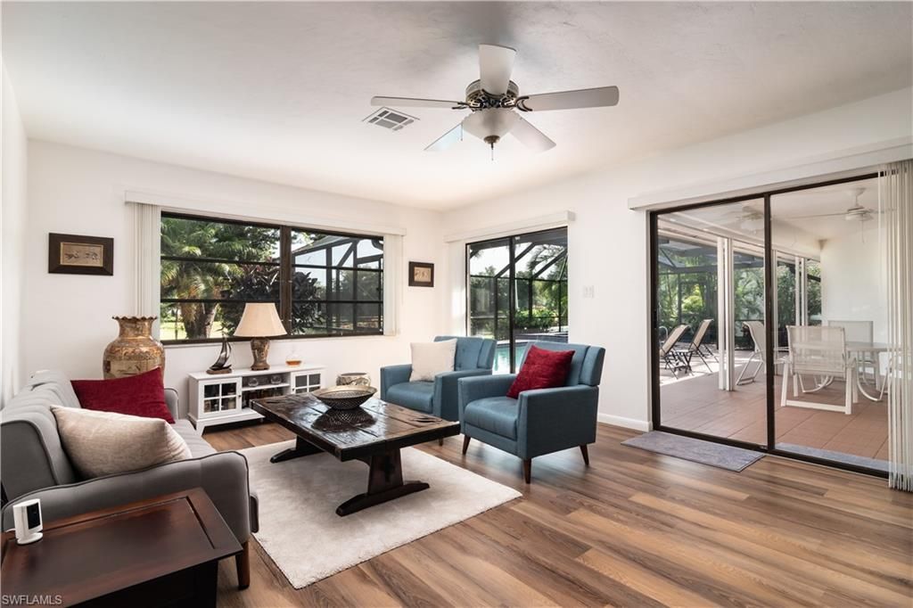 560 Bald Eagle Dr, Unit 22, Naples, FL 34105 Photo
