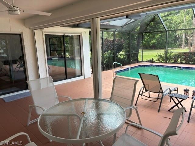 560 Bald Eagle Dr, Unit 22, Naples, FL 34105 Photo