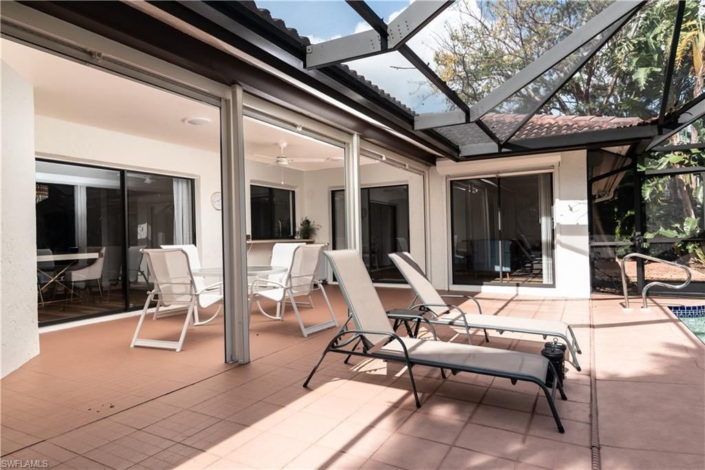 560 Bald Eagle Dr, Unit 22, Naples, FL 34105 Photo