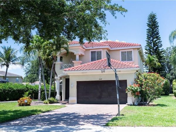 NAPLES, FL 34120