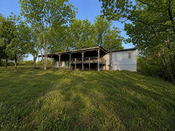 506 Amacher Ave , Hohenwald, TN 38462