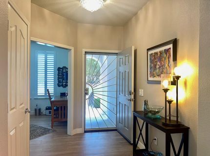 160 S Rock House Cir, Sacramento, CA 95835 Photo