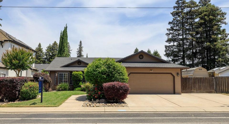 1748 Brennan Ave, Escalon, CA 95320 Photo