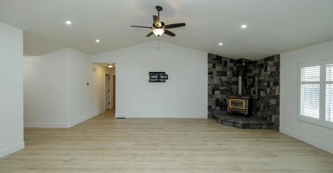 1748 Brennan Ave, Escalon, CA 95320 Photo