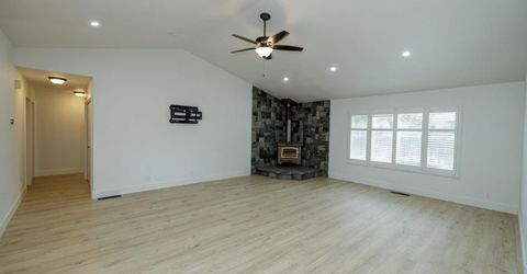 1748 Brennan Ave, Escalon, CA 95320 Photo