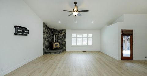 1748 Brennan Ave, Escalon, CA 95320 Photo