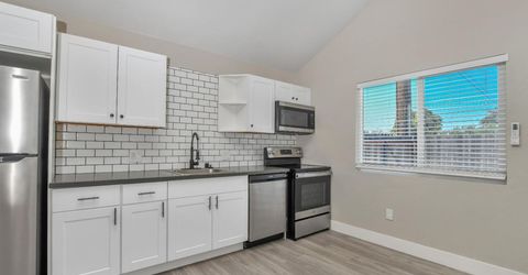 145 N Powers Ave, Manteca, CA 95336 Photo