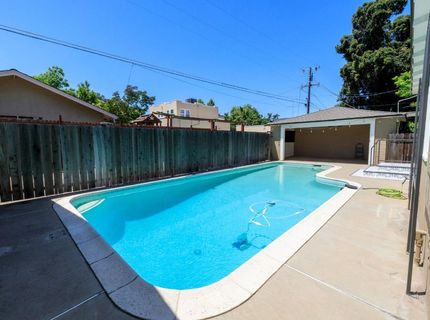 306 California Ave, Oakdale, CA 95361 Photo