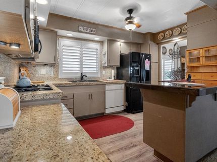 119 Calle Maria, Elk Grove, CA 95624 Photo