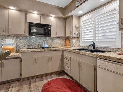 119 Calle Maria, Elk Grove, CA 95624 Photo