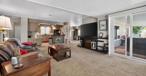 119 Calle Maria, Elk Grove, CA 95624 Photo