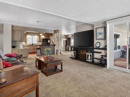 119 Calle Maria, Elk Grove, CA 95624 Photo