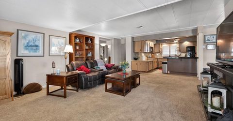 119 Calle Maria, Elk Grove, CA 95624 Photo