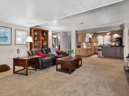 119 Calle Maria, Elk Grove, CA 95624 Photo